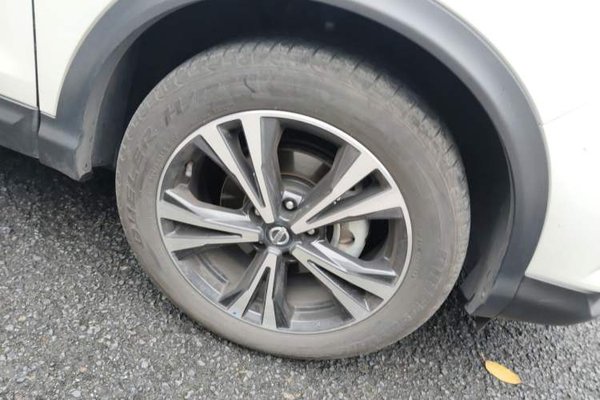 Nissan Qashqai 2022, 28300 км, за 14660 USD