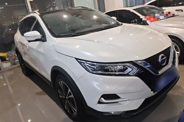 Nissan Qashqai 2022, 5800 км, за 9999999 USD