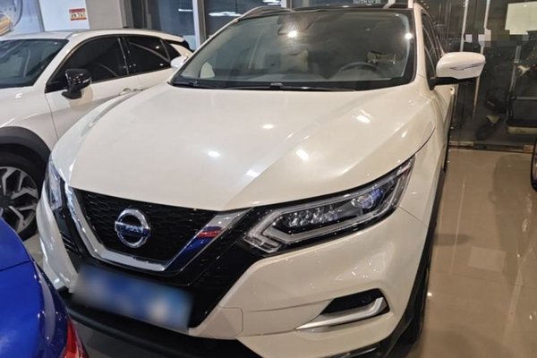 Nissan Qashqai 2022, 5800 км, за 9999999 USD