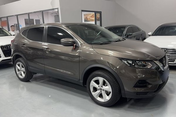 Nissan Qashqai 2023, 31200 км, за 12555 USD