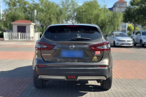 Nissan Qashqai 2023, 31200 км, за 12555 USD