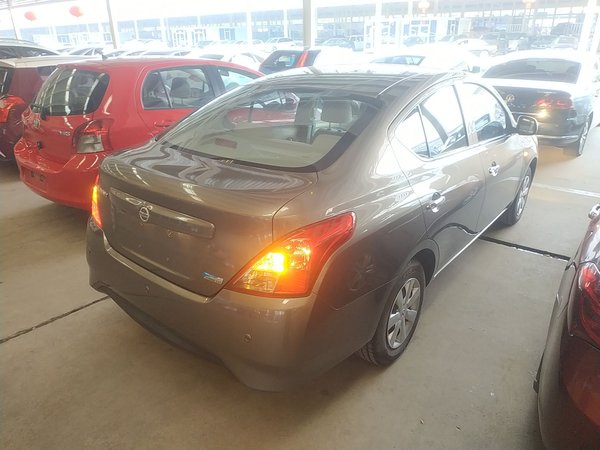 Nissan Sunny 2015, 15600 км, за 6838 USD