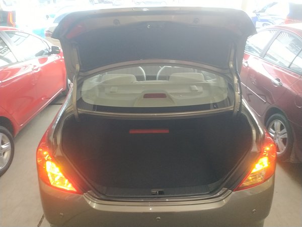 Nissan Sunny 2015, 15600 км, за 6838 USD - фото 19