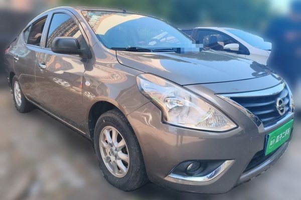 Nissan Sunny 2015, 87800 км, за 4861 USD