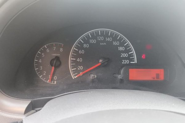 Nissan Sunny 2015, 87800 км, за 4861 USD - фото 10