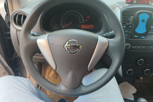 Nissan Sunny 2015, 87800 км, за 4861 USD - фото 9