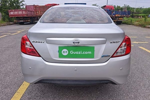 Nissan Sunny 2015, 86500 км, за 4872 USD