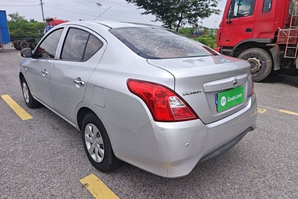 Nissan Sunny 2015, 86500 км, за 4872 USD