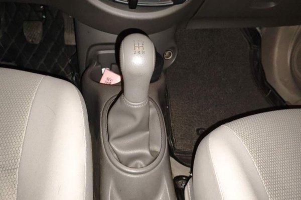 Nissan Sunny 2016, 73200 км, за 6038 USD - фото 13