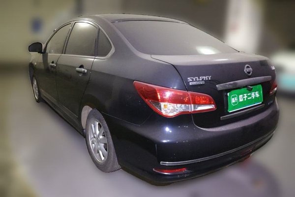 Nissan Sylphy 2012, 12300 км, за 4083 USD