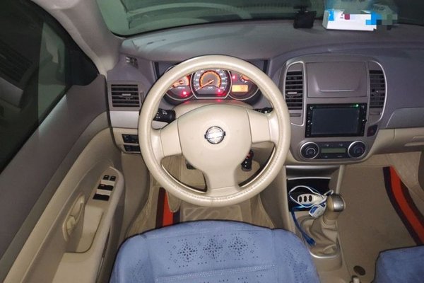 Nissan Sylphy 2012, 12300 км, за 4083 USD - фото 10