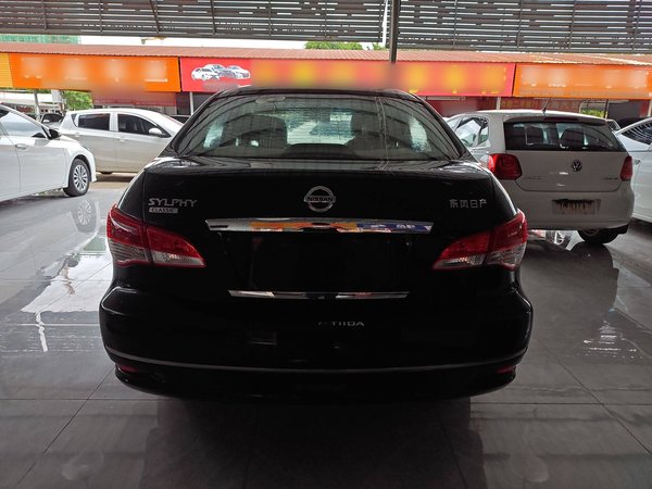 Nissan Sylphy 2012, 160000 км, за 4669 USD