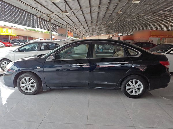 Nissan Sylphy 2012, 160000 км, за 4669 USD