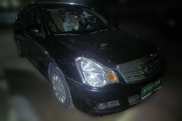 Nissan Sylphy 2012, 94000 км, за 3297 USD