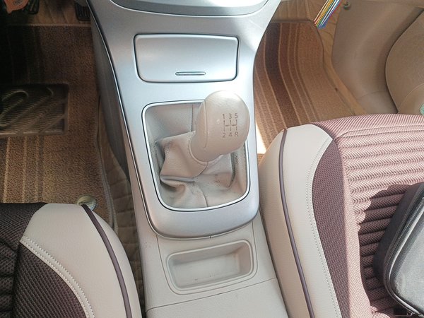 Nissan Sylphy 2012, 27800 км, за 6189 USD - фото 10