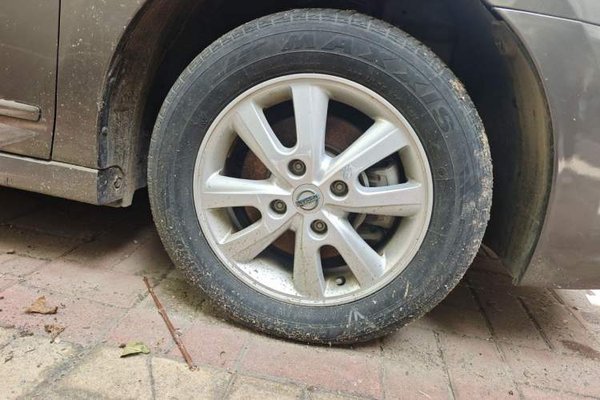Nissan Sylphy 2012, 160700 км, за 4281 USD