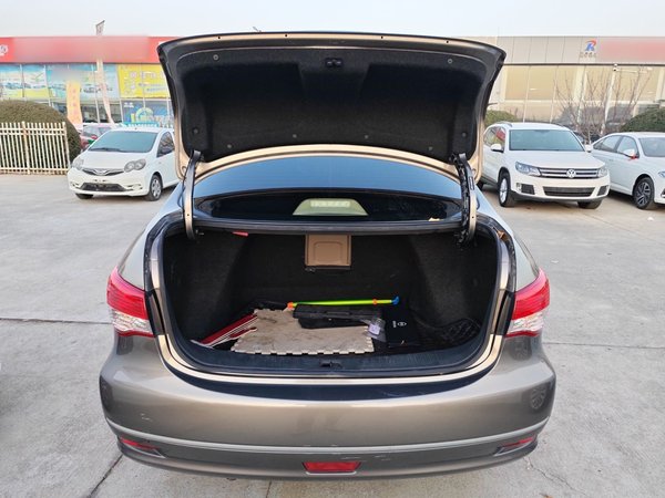 Nissan Sylphy 2012, 184700 км, за 4078 USD - фото 18