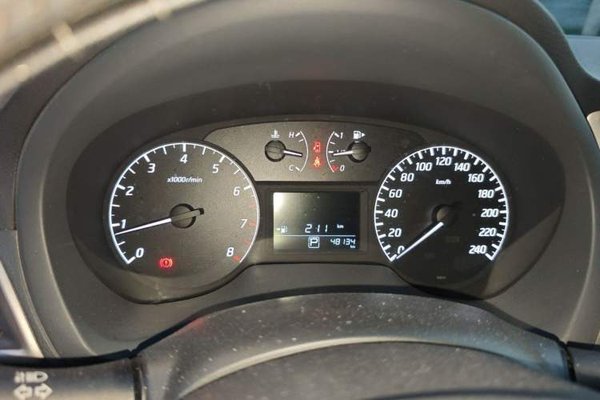 Nissan Sylphy 2014, 48099 км, за 5300 USD - фото 11