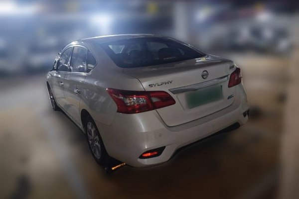 Nissan Sylphy 2016, 159300 км, за 4276 USD
