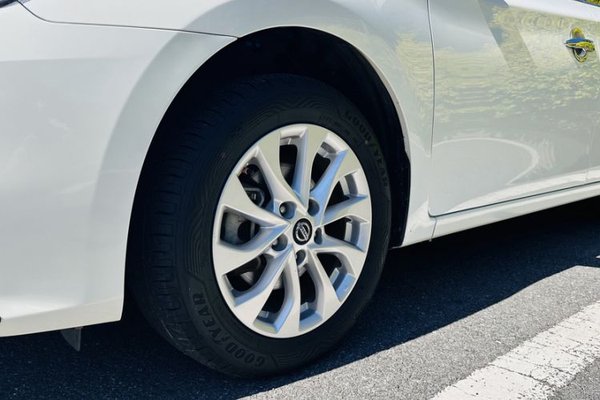 Nissan Sylphy 2016, 77500 км, за 8017 USD - фото 18