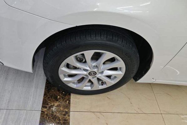Nissan Sylphy 2016, 77500 км, за 8017 USD - фото 10