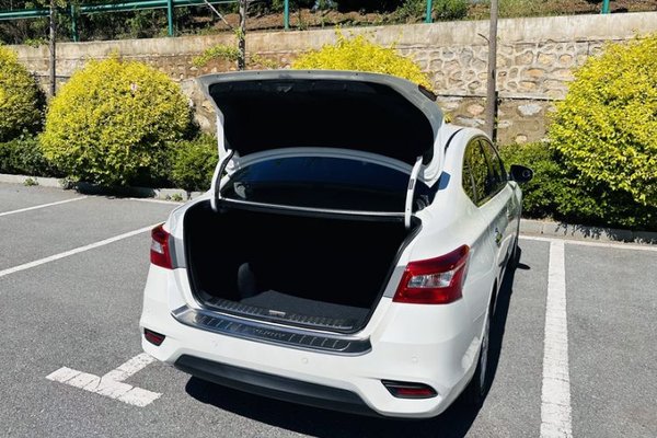 Nissan Sylphy 2016, 77500 км, за 8017 USD - фото 30