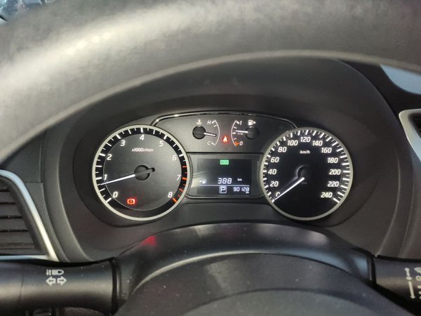 Nissan Sylphy 2016, 90100 км, за 6081 USD - фото 12