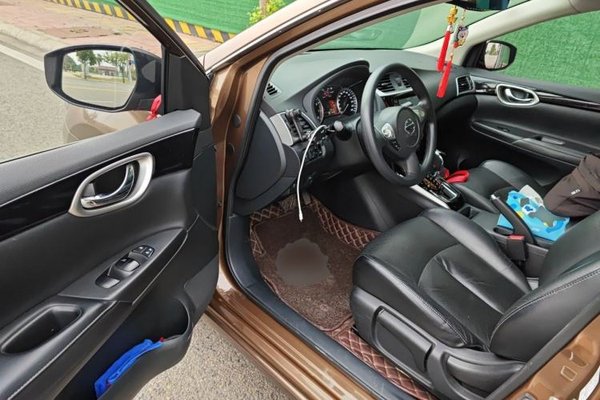 Nissan Sylphy 2016, 125100 км, за 5211 USD - фото 17
