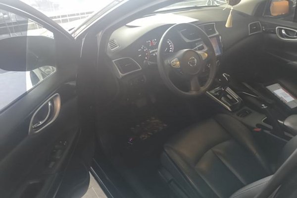 Nissan Sylphy 2018, 56100 км, за 7974 USD - фото 18