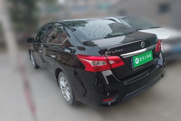 Nissan Sylphy 2018, 74600 км, за 6051 USD