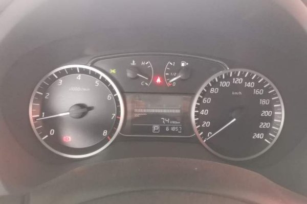 Nissan Sylphy 2018, 61900 км, за 8239 USD - фото 15