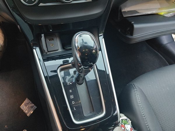 Nissan Sylphy 2018, 66500 км, за 6679 USD - фото 15