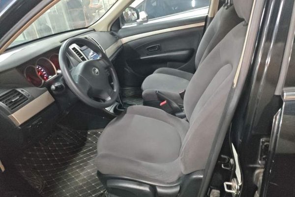 Nissan Sylphy 2019, 156800 км, за 6620 USD - фото 19