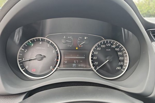 Nissan Sylphy 2019, 64300 км, за 7665 USD - фото 9