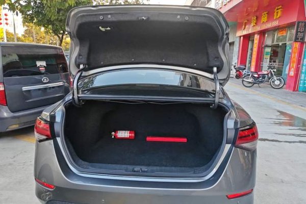 Nissan Sylphy 2020, 40599 км, за 9658 USD - фото 22