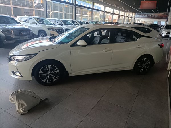 Nissan Sylphy 2020, 49100 км, за 8969 USD