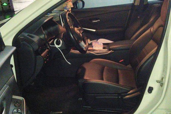 Nissan Sylphy 2020, 64900 км, за 8405 USD - фото 15