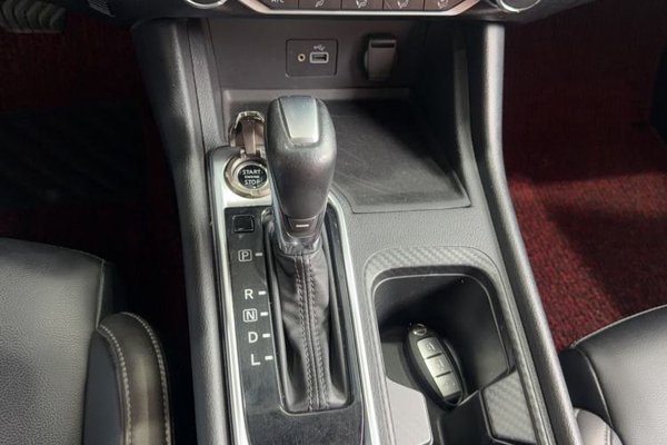 Nissan Sylphy 2020, 99000 км, за 10243 USD - фото 12