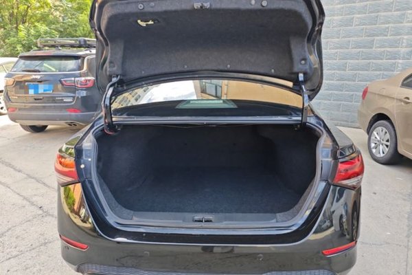 Nissan Sylphy 2021, 66400 км, за 9617 USD - фото 22