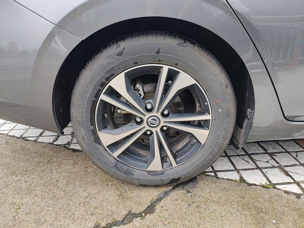 Nissan Sylphy 2021, 30299 км, за 10636 USD - фото 10