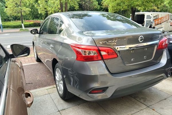 Nissan Sylphy 2021, 44200 км, за 10246 USD