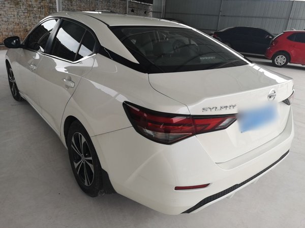 Nissan Sylphy 2021, 112300 км, за 9883 USD