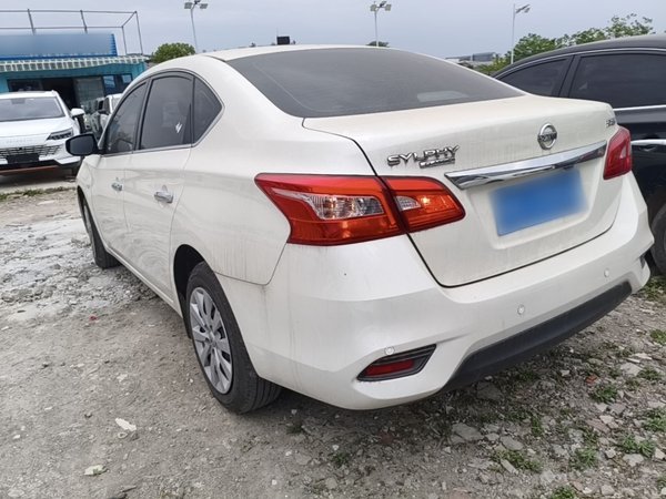 Nissan Sylphy 2021, 16400 км, за 9174 USD
