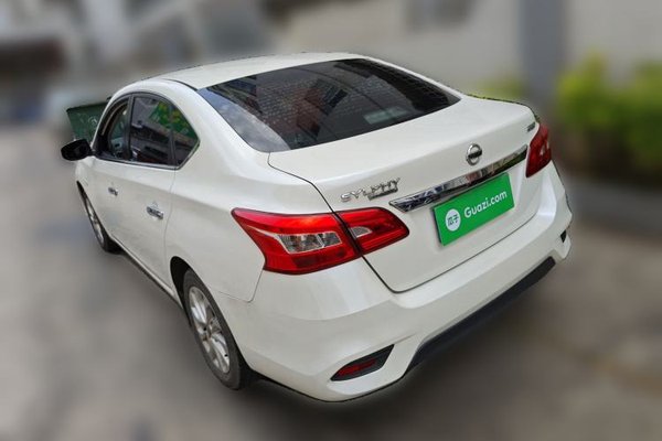 Nissan Sylphy 2021, 49400 км, за 8957 USD