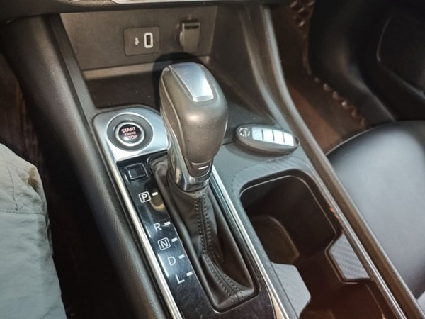 Nissan Sylphy 2021, 70300 км, за 10352 USD - фото 21