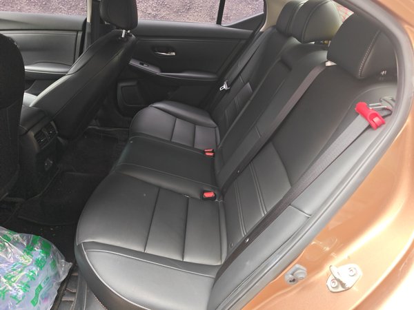 Nissan Sylphy 2022, 46700 км, за 11807 USD - фото 18