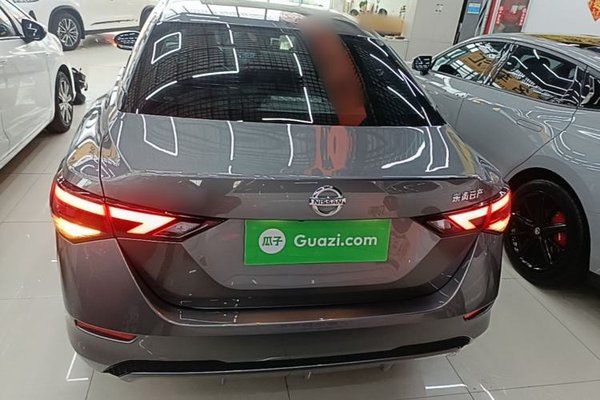 Nissan Sylphy 2022, 34000 км, за 11725 USD