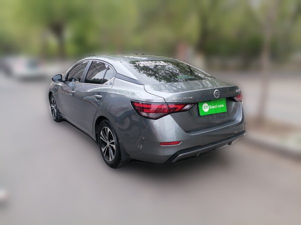 Nissan Sylphy 2022, 36900 км, за 10276 USD