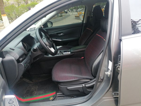 Nissan Sylphy 2022, 36900 км, за 10276 USD - фото 16