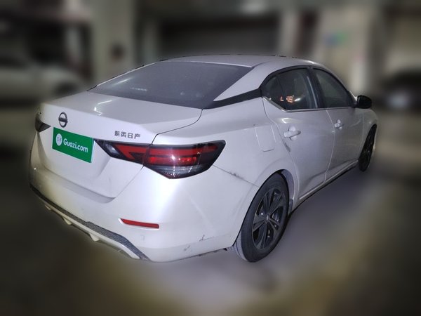 Nissan Sylphy 2022, 34600 км, за 10069 USD